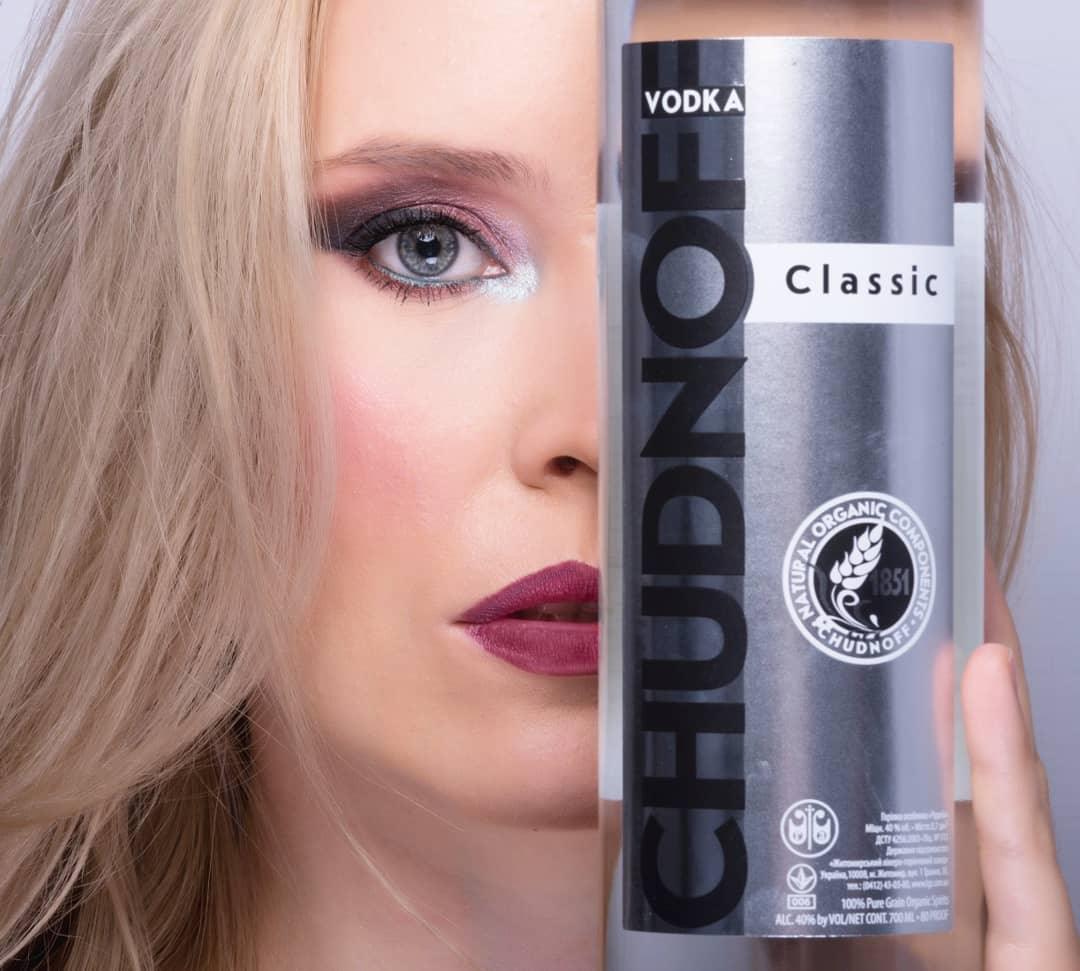 Vodka "Chudnoff" Classic - 2 Bottiglie - I migliori prodotti Made in Italy da Fiera Monza e Brianza Shop - Solo 30€! Acquista subito su Fiera di Monza Shop!