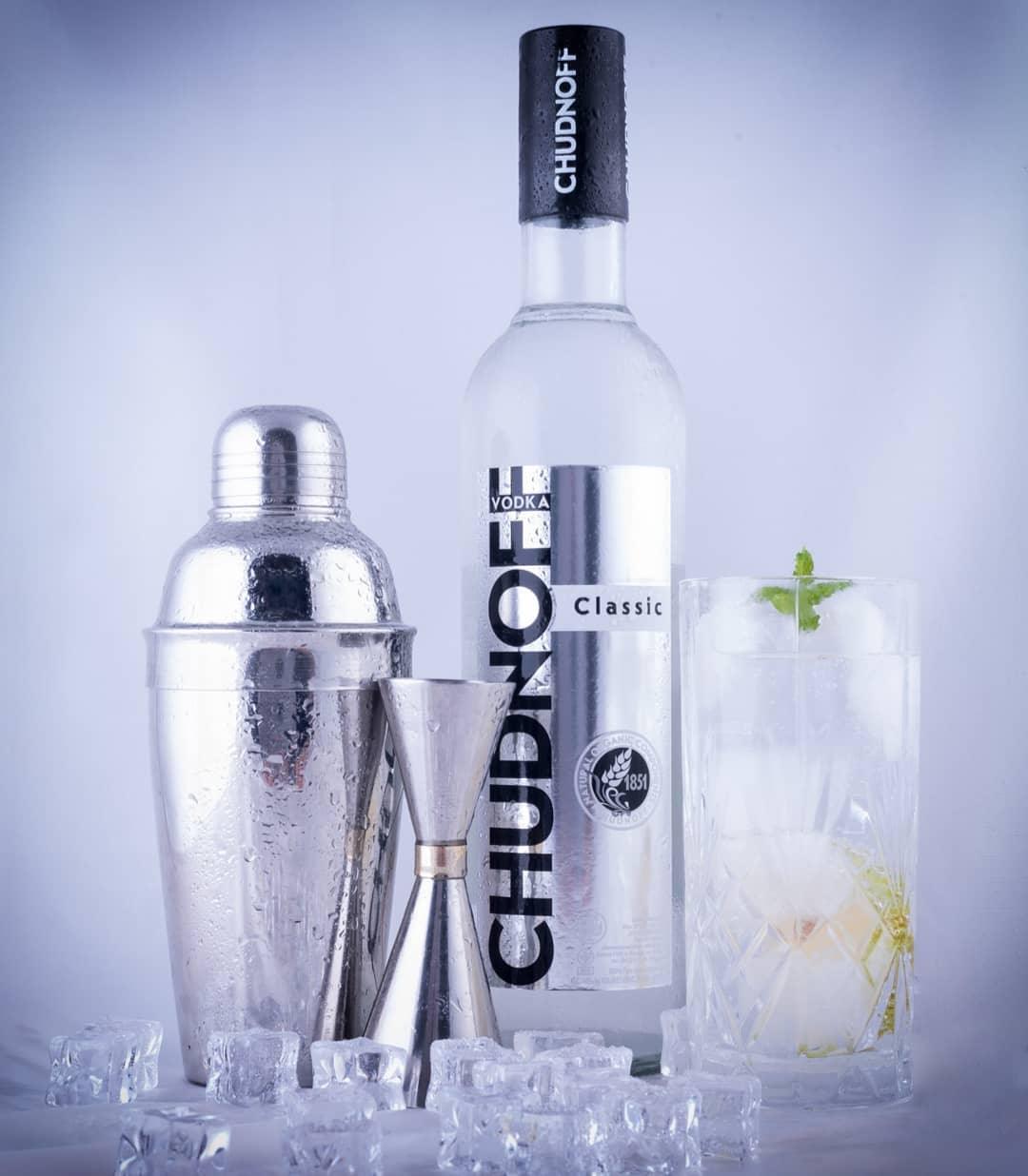 Vodka "Chudnoff" Classic - 2 Bottiglie - I migliori prodotti Made in Italy da Fiera Monza e Brianza Shop - Solo 30€! Acquista subito su Fiera di Monza Shop!