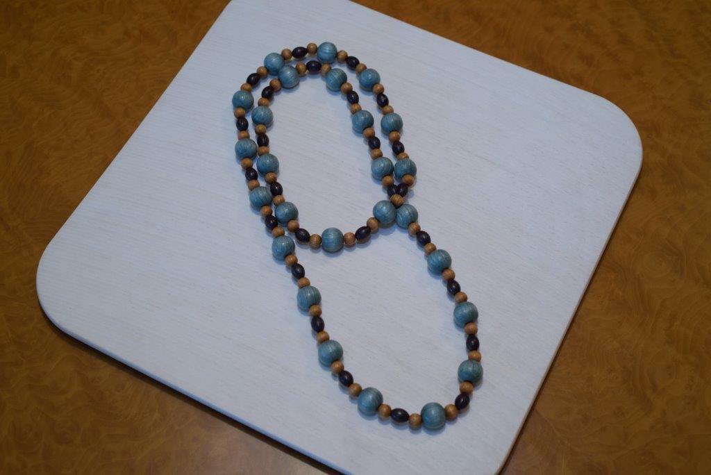 Collana Lunga in Vero Legno - Vari Colori - I migliori prodotti Made in Italy da Fiera Monza e Brianza SHOP - Solo 250€! Acquista subito su Fiera di Monza Shop!