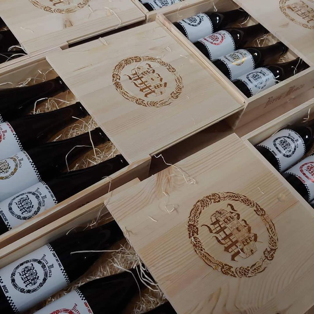 Birra Monza Scatola in legno 4 bottiglie - I migliori prodotti Made in Italy da Fiera Monza e Brianza Shop - Solo 44€! Acquista subito su Fiera di Monza Shop!
