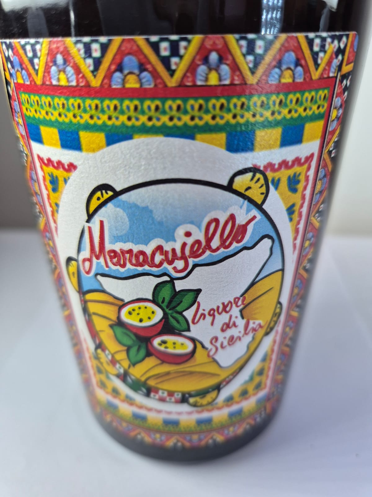 Maracujello Liquore di Sicilia - I migliori prodotti Made in Italy da Fiera di Monza Shop - Solo 25€! Acquista subito su Fiera di Monza Shop!