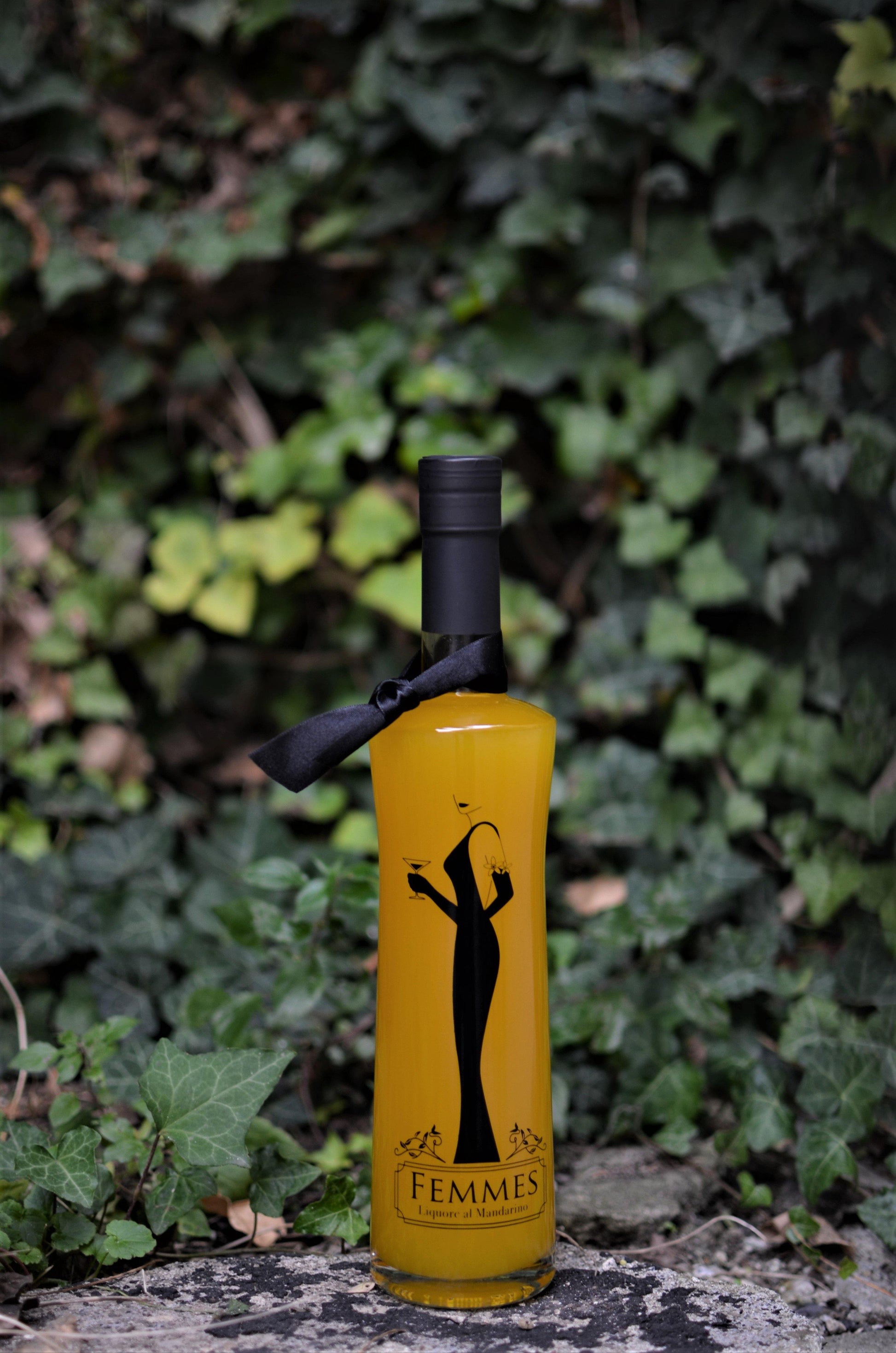 FEMMES Liquore al mandarino - 3 Bottiglie - I migliori prodotti Made in Italy da Fiera Monza e Brianza SHOP - Solo 31.50€! Acquista subito su Fiera di Monza Shop!